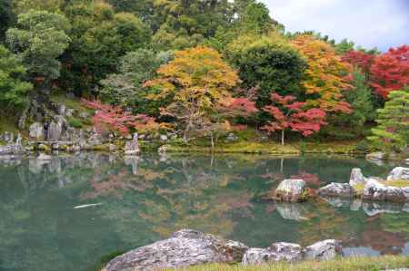 天龍寺　曹源池庭園の紅葉3