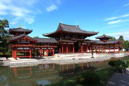 平等院鳳凰堂・・・朝の光を受けて-01