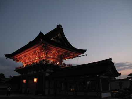 夕暮れのお稲荷さん