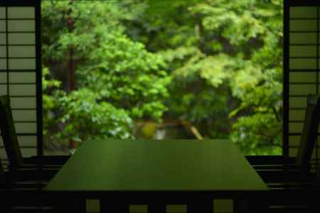 緑の間