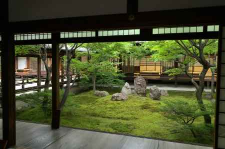 初夏の潮音庭＿建仁寺