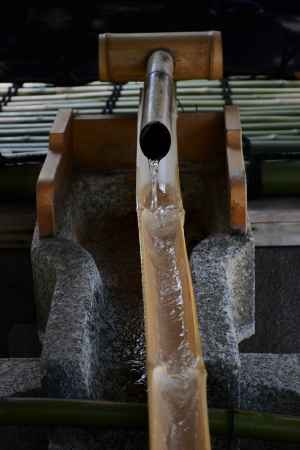 清少納言さんも楽しんだ名水