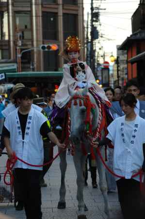 駒形稚児さん騎馬