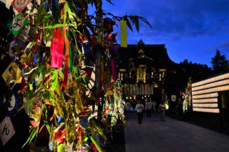 参道の七夕飾り