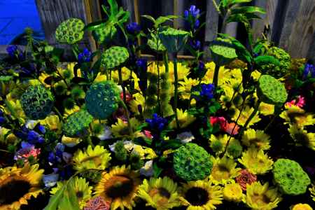 足つけ燈明神事　花手水