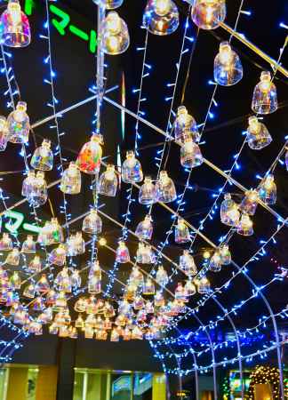 手作りベルのトンネル