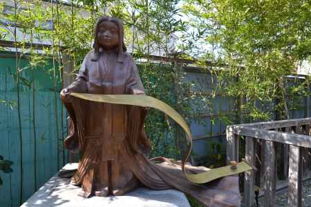 光る紫式部さん