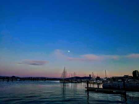 夕暮れの浜大津