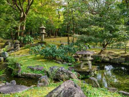 閑院宮邸跡の庭園