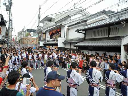 綾傘鉾のおかえり
