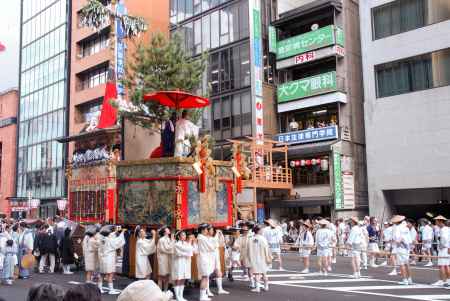 白楽天山と月鉾