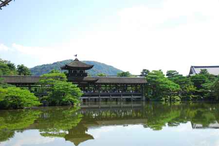 平安神宮神苑の泰平閣