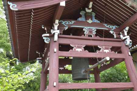 色鮮やかな鐘楼