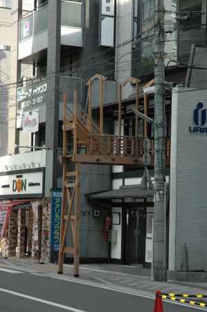 鶏鉾への上り口