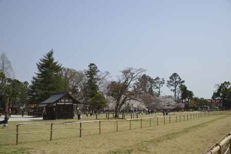 上賀茂神社　神馬舎