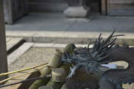 善峯寺　手水場の龍
