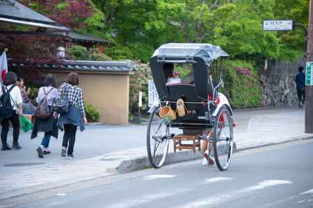 嵐山　人力車の後ろ姿