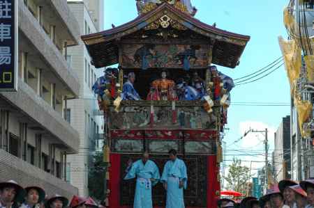 鶏鉾　出発直前