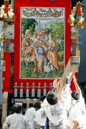 鶏鉾　鮮やかな後懸