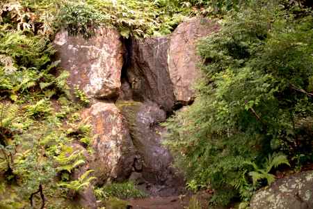 法金剛院　青女の滝