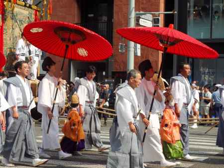 祇園祭2018　山鉾巡行　綾傘鉾の稚児