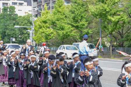 晴明祭　少年鼓笛隊の行列