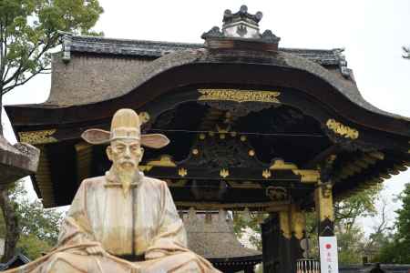 豊国神社の秀吉像