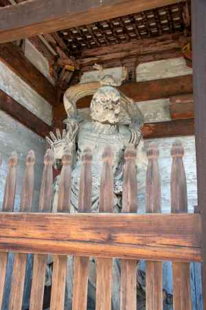 仁和寺　勇壮な吽形像