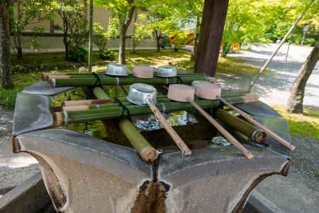 光明寺　手水鉢