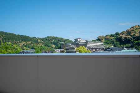 ウェスティンを望む