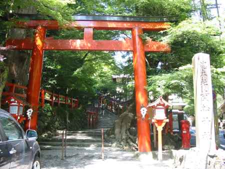 貴船神社の鳥居