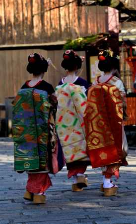 年の瀬、帯くらべ