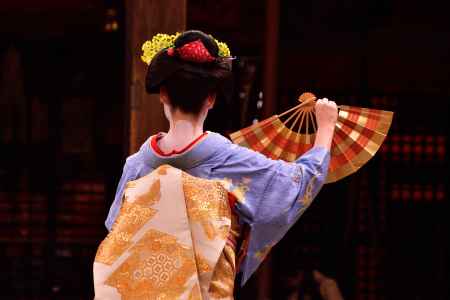 八坂、祈念の舞