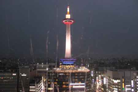 夜のKYOTOタワー