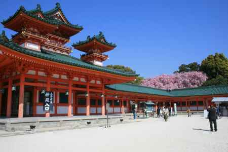 平安神宮　白虎楼