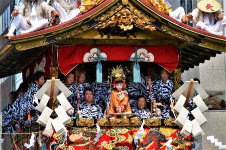 注連縄が切られました