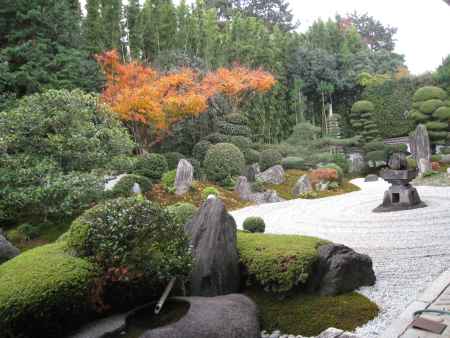 霊雲院 九山八海の庭