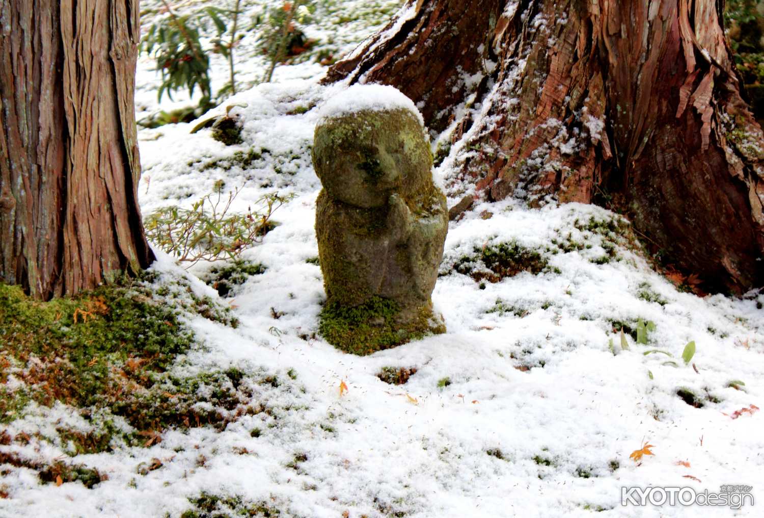 初冬の三千院わらべ地蔵