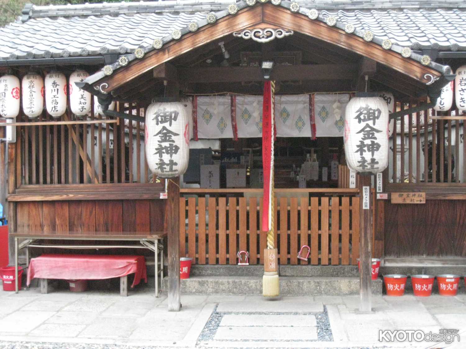 御金神社本殿