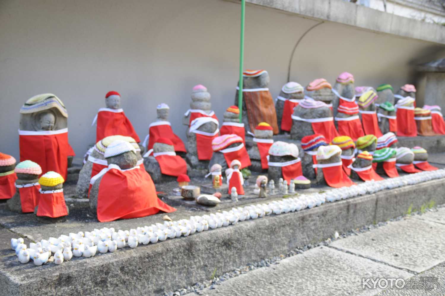 六角堂　色とりどりのお地蔵さん③