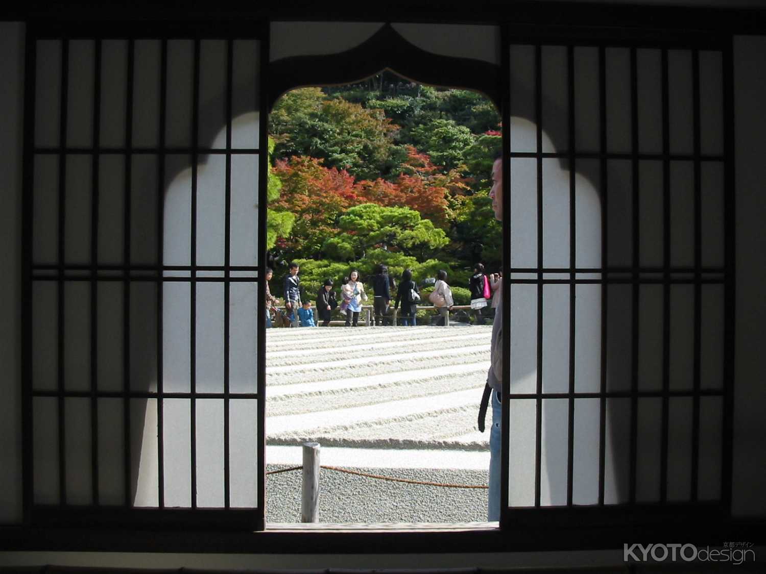 銀閣寺 襖から観る庭園