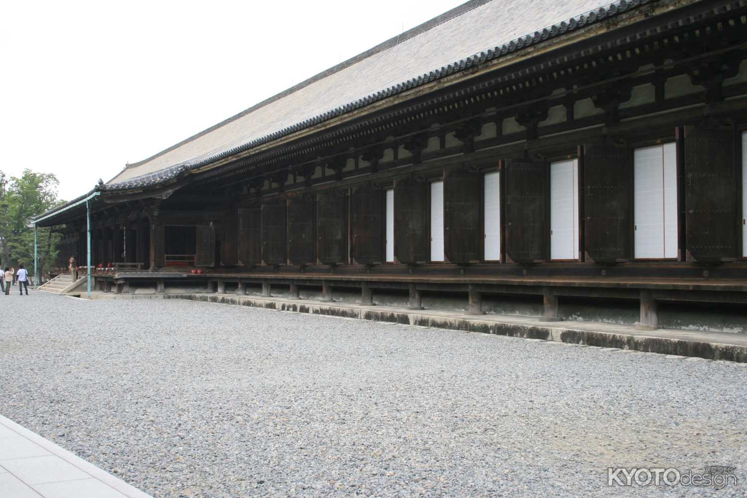 三十三間堂　長い廊下