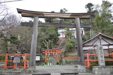 建勲神社