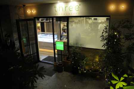 京懐石イタリアン　three*